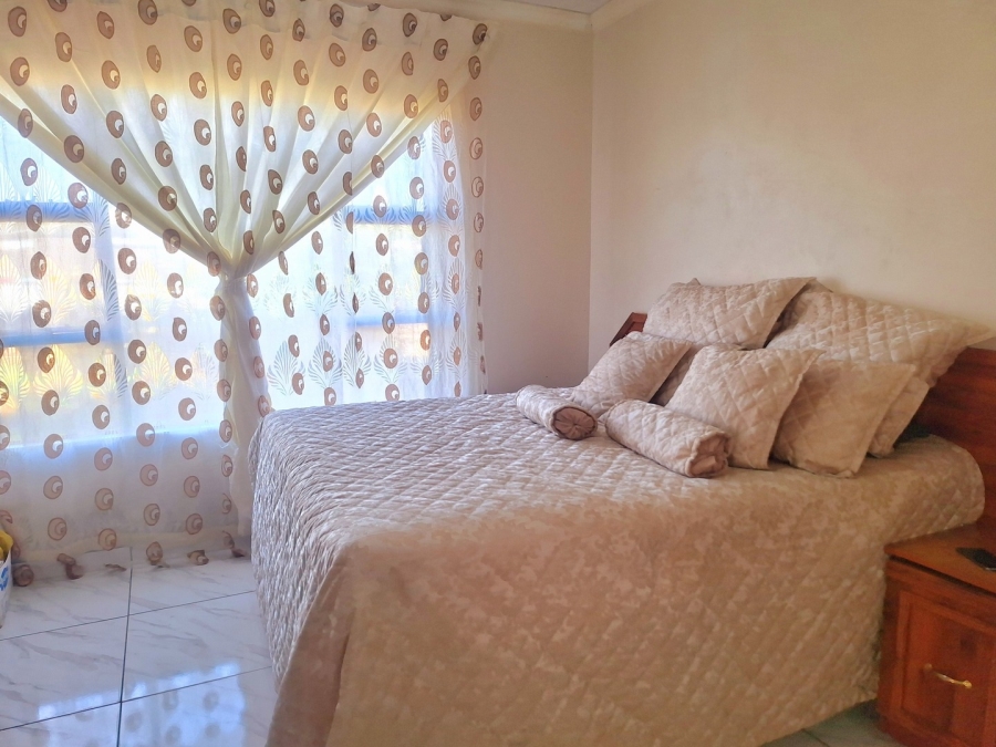 3 Bedroom Property for Sale in Promosa North West